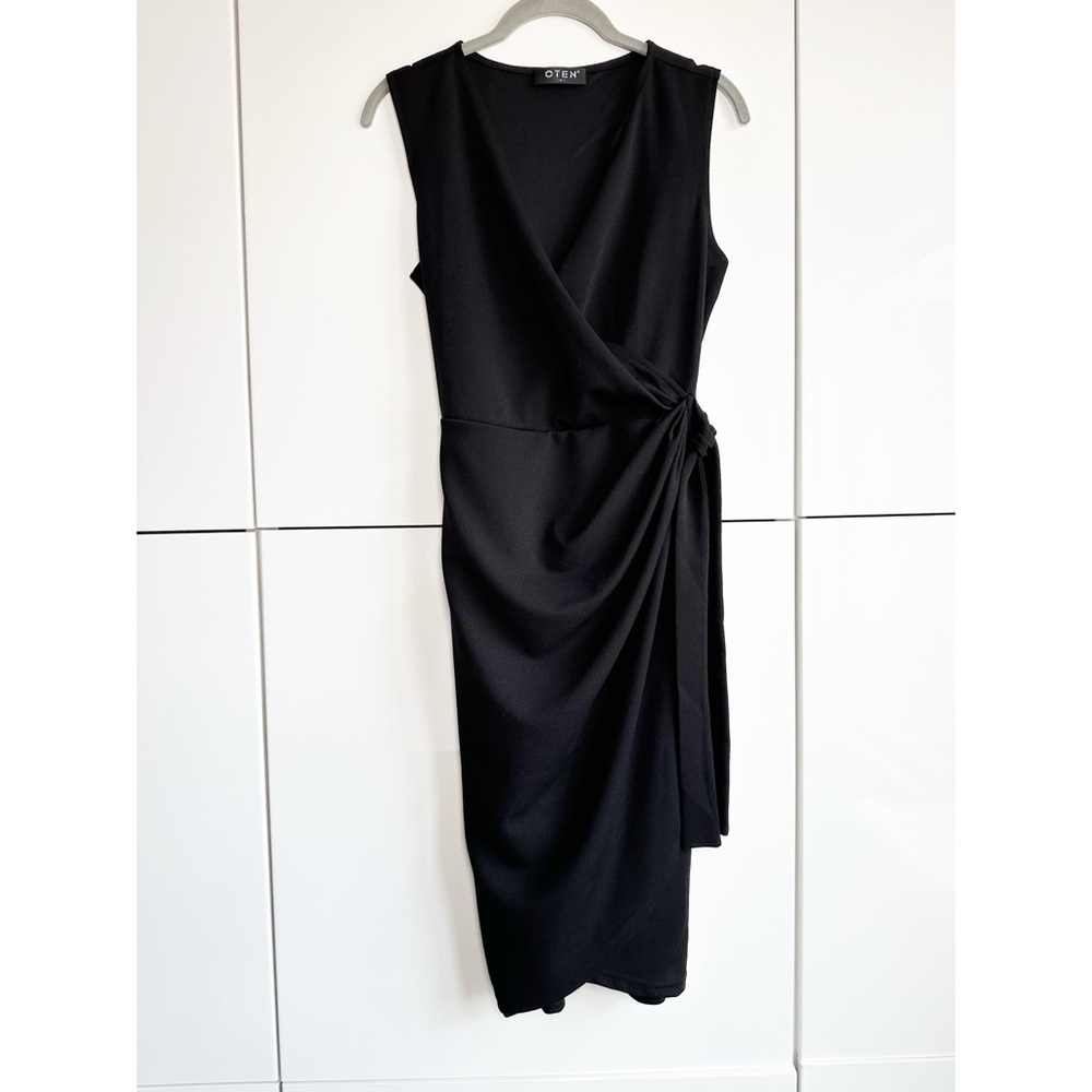 OTEN Black Faux Wrap Dress Size Medium Minimalist Classic Side Tie